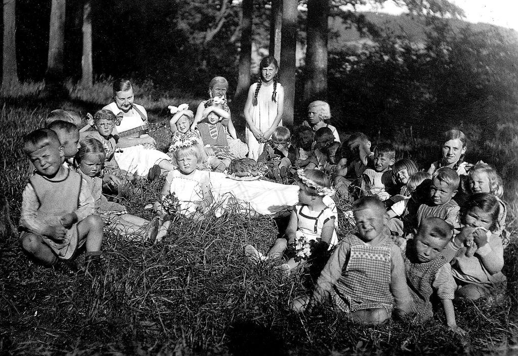 1933 Kindergarten kom