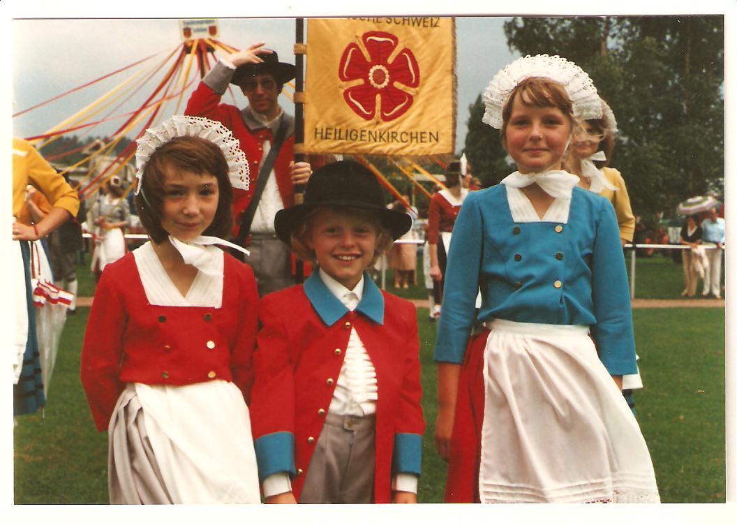 kindertrachten79